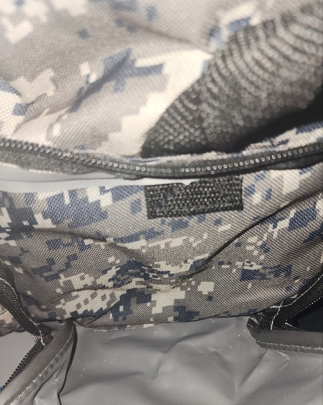 New Digital Camo 30 Can Cooler with Shoulder Strap - Picture 6 of 6